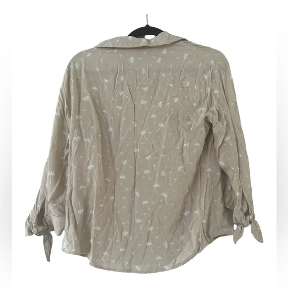 Comp Black Dandelion Blouse Size Medium Cream and White - Picture 2 of 4